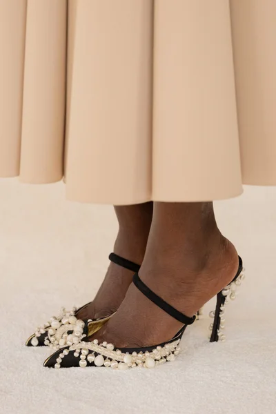 Look 11